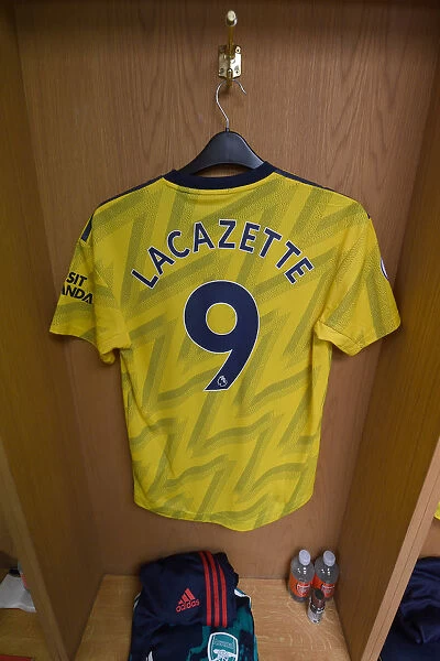 Arsenal's Lacazette Jersey in Sheffield United's Changing Room (2019-20)