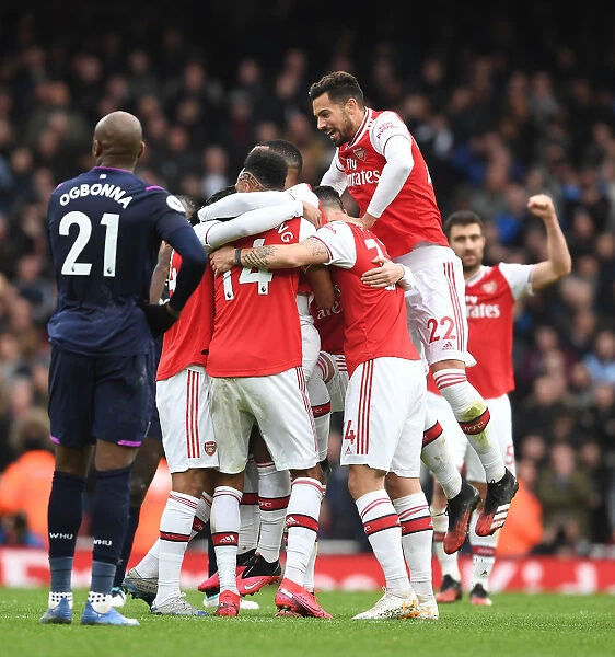 Arsenal's Lacazette Scores, Pablo Mari Celebrates: Arsenal FC vs West Ham United, Premier League 2019-2020