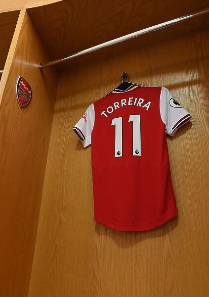 Arsenal's Lucas Torreira Prepares for Arsenal v Tottenham Showdown (2019-20)