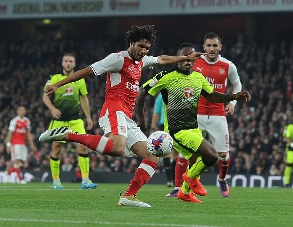 Arsenal's Mohamed Elneny in Action Against Reading - EFL Cup 2016-17