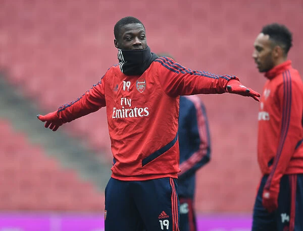 Arsenal's Nicolas Pepe Gears Up for Arsenal vs Manchester United (2019-20)