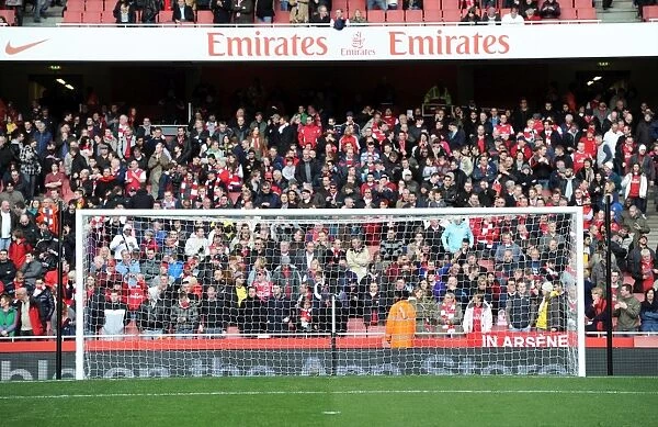 Arsenal's North Bank: 2-0 Victory Over Wolverhampton Wanderers in the Barclays Premier League (12 / 2 / 11)