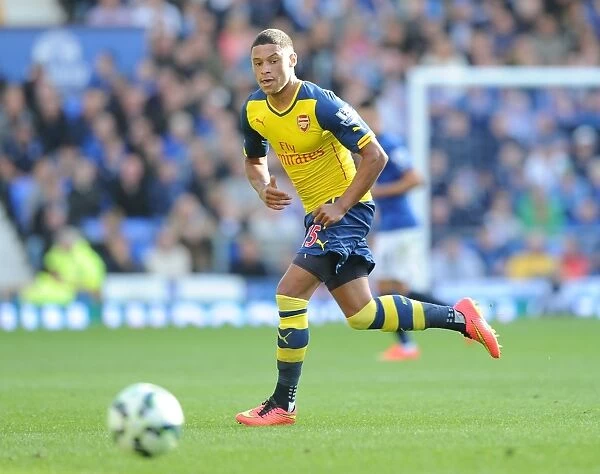 Arsenal's Oxlade-Chamberlain Faces Off Against Everton in Premier League Clash