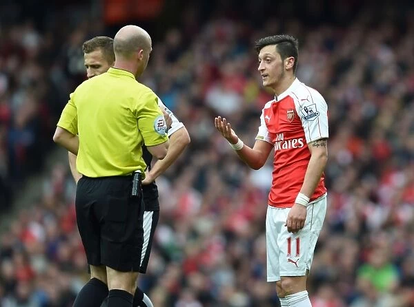 Arsenal's Ozil Argues with Referee during Arsenal vs. Watford, Premier League 2015-16