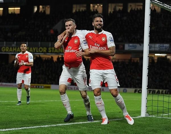 Arsenal's Ramsey and Giroud Celebrate Goals Against Watford (2015 / 16)