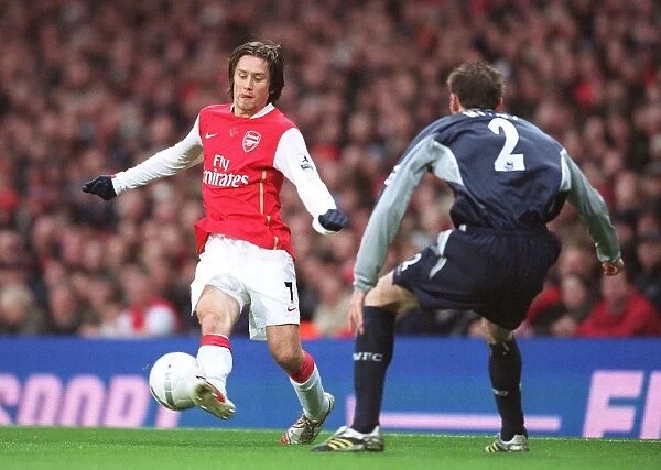 Arsenal's Rosicky and Hunt Clash in FA Cup Draw: 1-1 Stalemate at Emirates Stadium, 2007