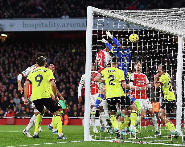 Arsenal's Saliba Scores Second Goal Against Burnley in 2023-24 Premier League