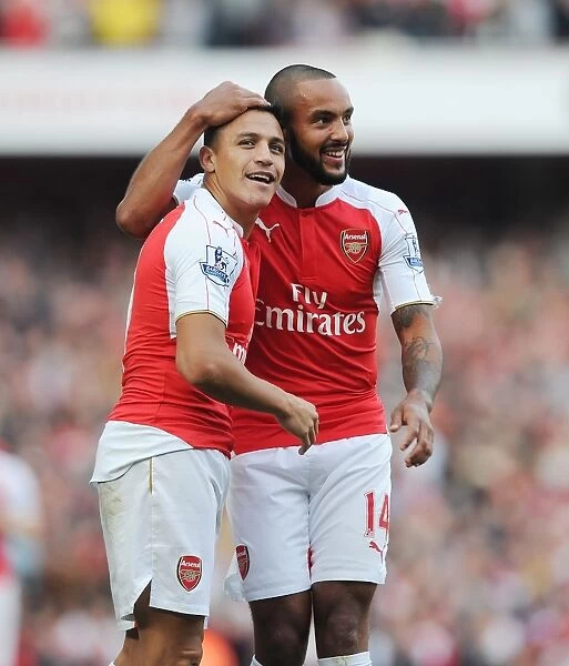 Arsenal's Sanchez and Walcott Celebrate Goals Against Manchester United (2015 / 16)