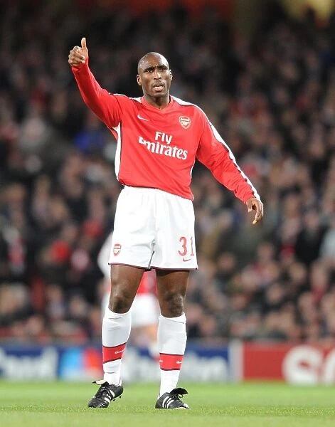 Arsenal's Sol Campbell Stars in Historic 5-0 Champions League Victory over FC Porto
