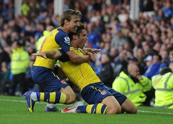 Arsenal's Unforgettable Victory: Giroud and Monreal's Goal Celebration vs. Everton (2014 / 15)