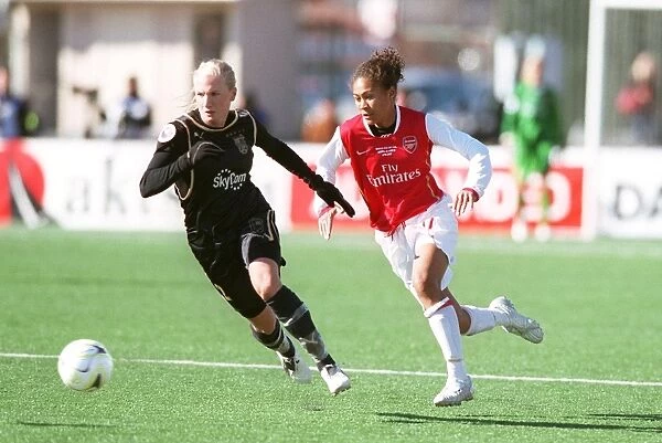 Arsenal's Yankey Scores in UEFA Cup Win Against Umea: 0-1