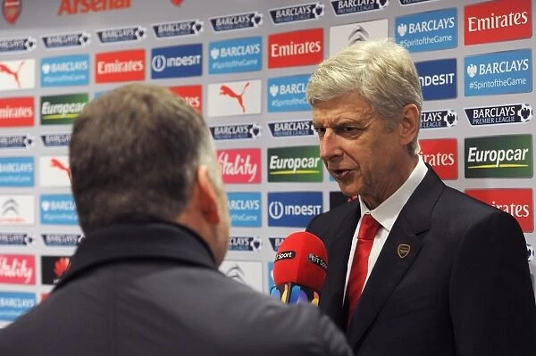 Arsene Wenger the Arsenal Manager. Arsenal 2: 0 Everton. Barclays Premier League. Emirates Stadium