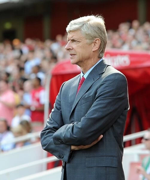 Arsene Wenger: Arsenal Manager at Emirates Stadium vs Sunderland (2012-13)