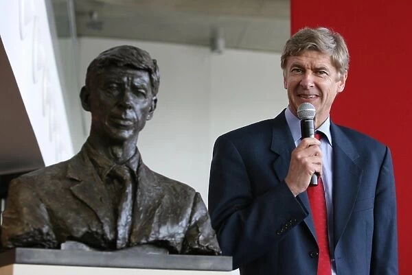 Arsene Wenger: The Arsenal Manager's Bust Unveiled at AGM, Emirates Stadium (October 18, 2007)