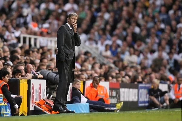 Arsene Wenger: Leading Arsenal to Victory Against Fulham, 2008