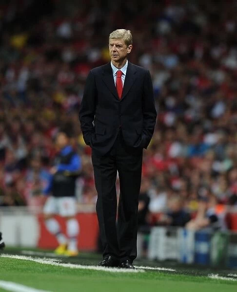 Arsene Wenger Leads Arsenal Against Fenerbahce in UEFA Champions League Showdown (2013)