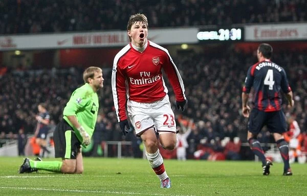 Arshavin's Brilliant Goal: Arsenal's 4-2 Victory Over Bolton Wanderers, Barclays Premier League, Emirates Stadium (2010)