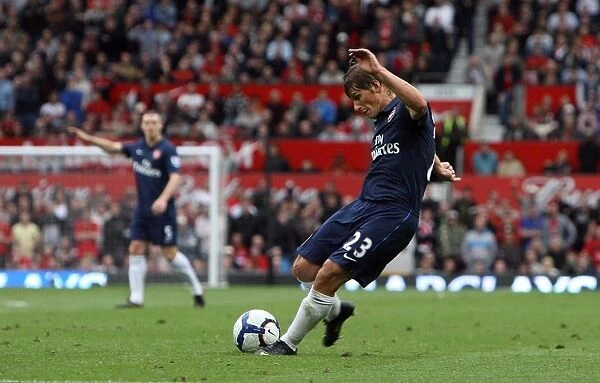 Arshavin's Stunner: Manchester United 2-1 Arsenal, Barclays Premier League (2009)