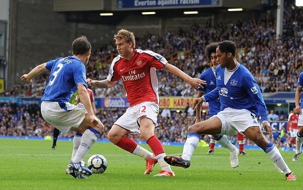 Bendtner's Six-Goal Blitz: Arsenal's Dominance Over Everton (15-8-2009)