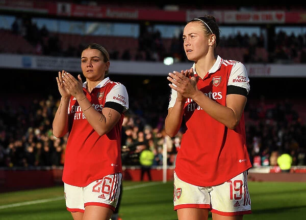 Caitlin Foord's Emotional Moment: Arsenal Women's Intense Battle Against Chelsea Women at Emirates Stadium