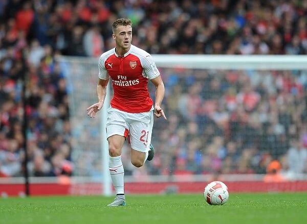Calum Chambers in Action: Arsenal vs. VfL Wolfsburg at Emirates Cup 2015 / 16
