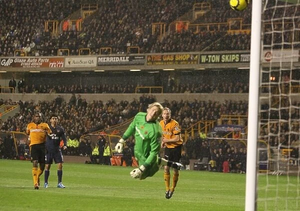 Craddock's Unfortunate Own Goal: Arsenal Cruises Past Wolves 4-1