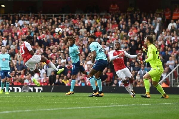 Danny Welbeck Scores Against Asmir Begovic: Arsenal vs AFC Bournemouth, Premier League 2017-18