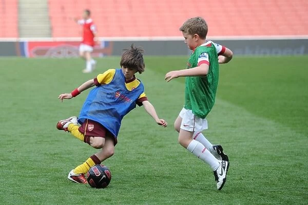 Determined Young Gunner in Arsenal's 1:2 Loss to Aston Villa, Emirates Stadium, 2011