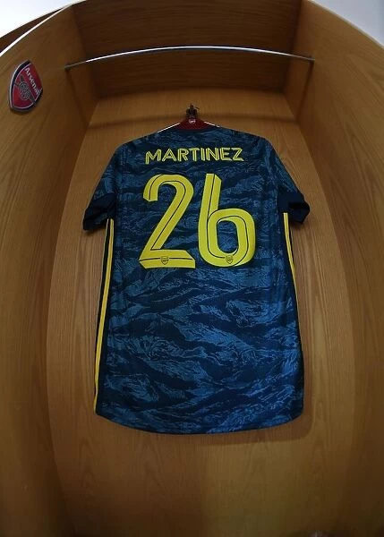 Emi Martinez Prepares for Arsenal's FA Cup Battle against Leeds United