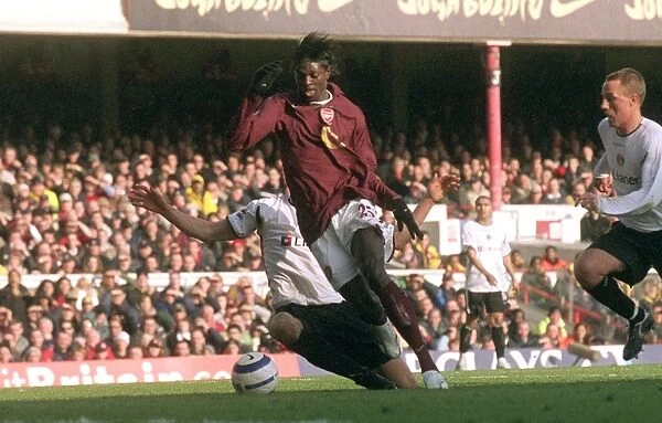 Emmanuel Adebayor Scores Arsenal's Second Goal: Arsenal 3-0 Charlton Athletic, FA Premiership, Highbury, 10 / 3 / 06