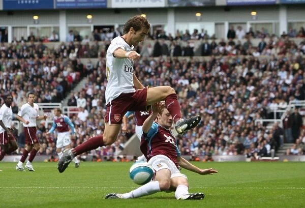 Flamini's Victory: Arsenal's 1-0 Win Over West Ham United at Upton Park, 2007