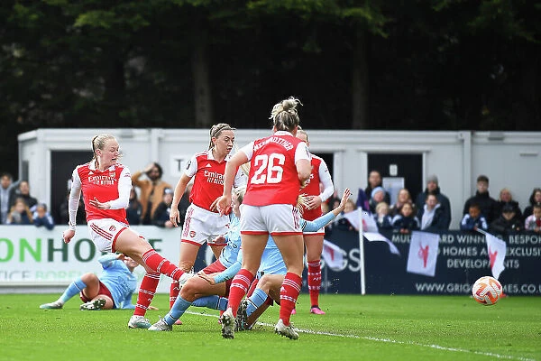 Frida Maanum Scores First Goal for Arsenal Women in FA WSL Showdown Against Manchester City