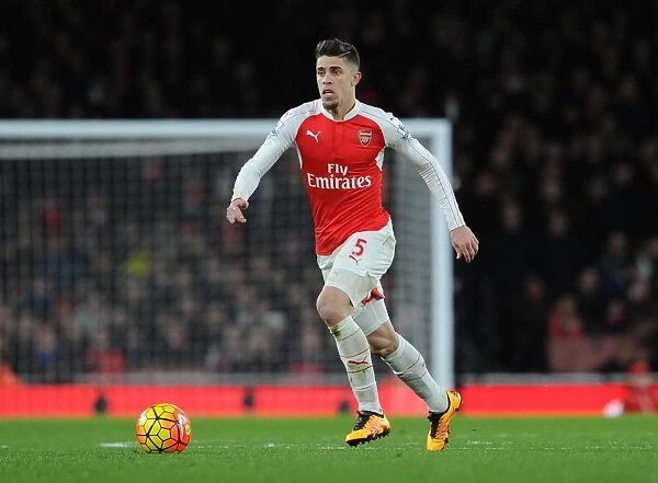 Gabriel in Action: Arsenal vs Southampton, Premier League 2015-16