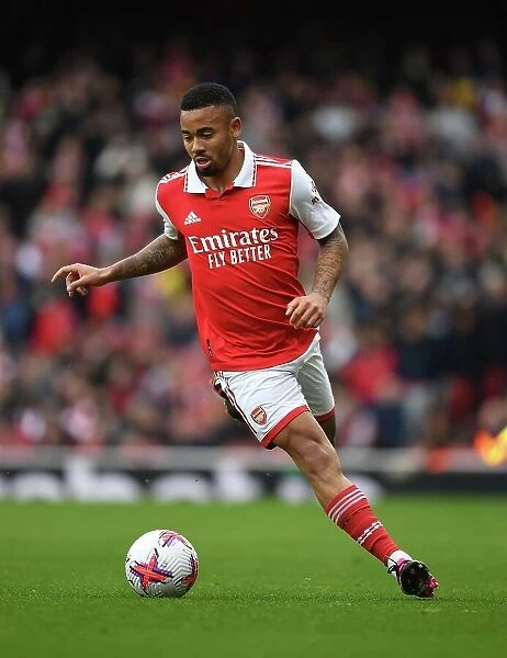 Gabriel Jesus in Action: Arsenal vs. Crystal Palace (2022-23)