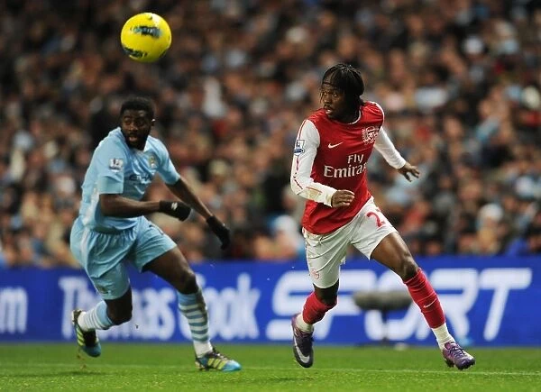 Gervinho Breaks Past Kolo Toure: Manchester City vs. Arsenal, Premier League 2011-12