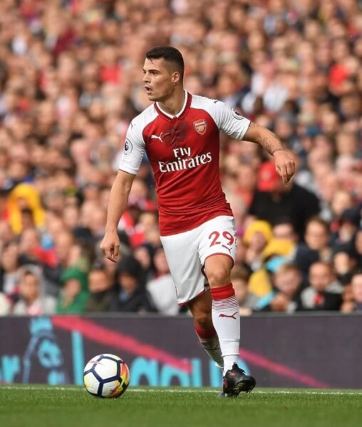 Granit Xhaka in Action: Arsenal vs AFC Bournemouth, Premier League 2017-18