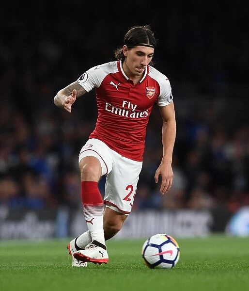 Hector Bellerin: Arsenal's Defensive Powerhouse in Action Against Leicester City, Premier League 2017-18