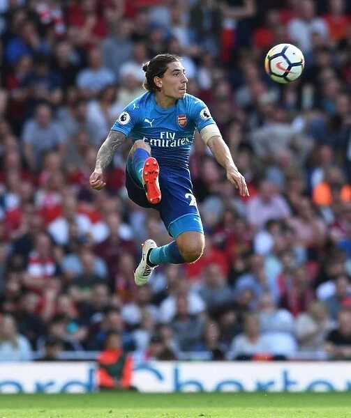 Hector Bellerin: The Unyielding Battle at Anfield - Liverpool vs. Arsenal, 2017-18 Premier League