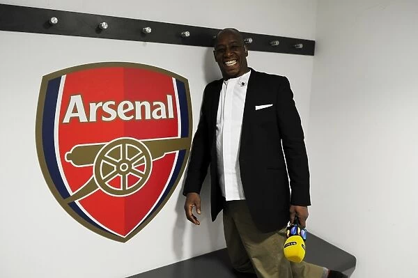 Ian Wright in Arsenal Changing Room Before FA Cup Final vs Aston Villa, 2015