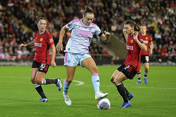 Intense Battle: Manchester United vs. Arsenal FC in the Barclays Women's Super League