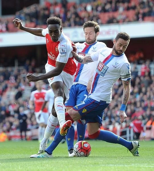 Intense Clash: Welbeck vs Cabaye vs Delaney - Arsenal vs Crystal Palace (2015-16)