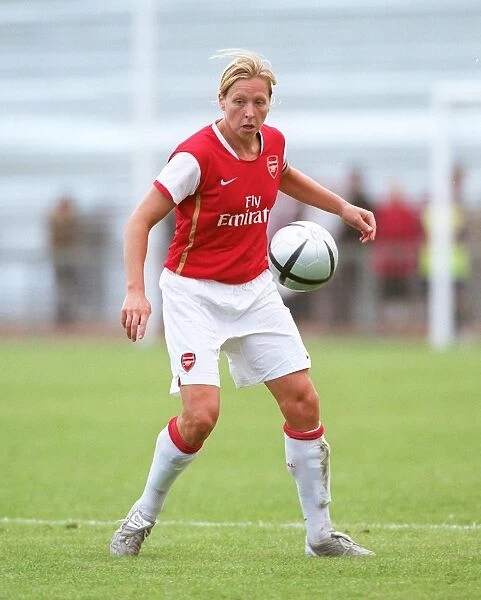 Jayne Ludlow Scores Five in Arsenal's Victory over WFC Rossiyanka in UEFA Cup