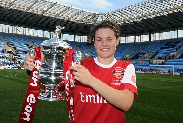 Jennifer Beattie (Arsenal) with the FA Cup Trophy. Arsenal Ladies 2: 0 Bristol Academy