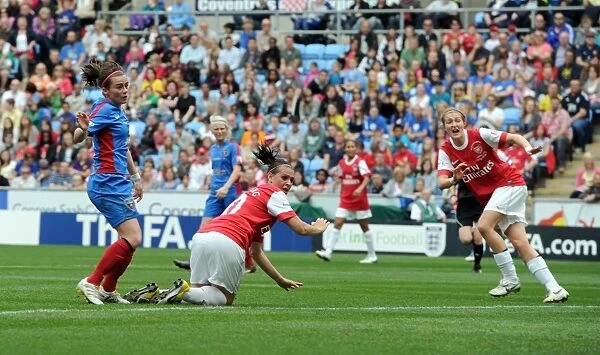 Julie Fleeting scores Arsenals 2nd goal. Arsenal Ladies 2: 0 Bristol Academy
