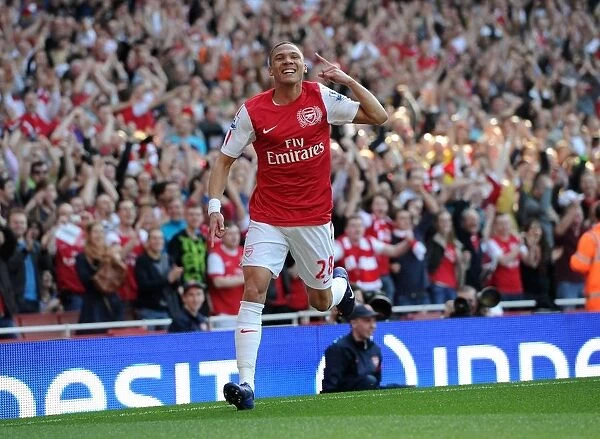 Kieran Gibbs Scores the Opener: Arsenal's Triumphant 3-0 Win over Aston Villa (2012)
