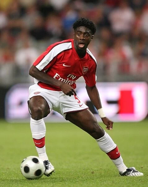 Kolo Toure: Leading Arsenal to Victory over Ajax in the Amsterdam Tournament, Amsterdam Arena, 2008