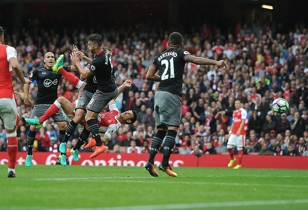 Koscielny Scores the Winner: Arsenal 1-0 Southampton (2016-17)
