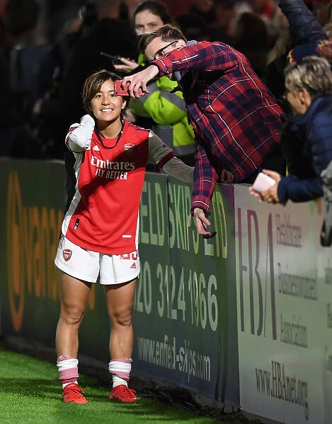 Mana Iwabuchi's Selfie Celebration: Arsenal Women's FA Cup Quarterfinal Victory over Tottenham Hotspur Women
