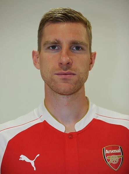 Per Mertesacker at Arsenal's 2015-16 First Team Photocall