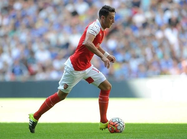 Mesut Ozil in Action: Arsenal vs. Chelsea - FA Community Shield 2015